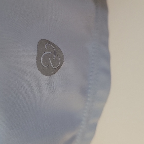 Zella Light Blue Sleeveless Women's Workout Top SZ LG - Picture 4 of 7